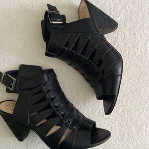 Vince Camuto Elika sandals